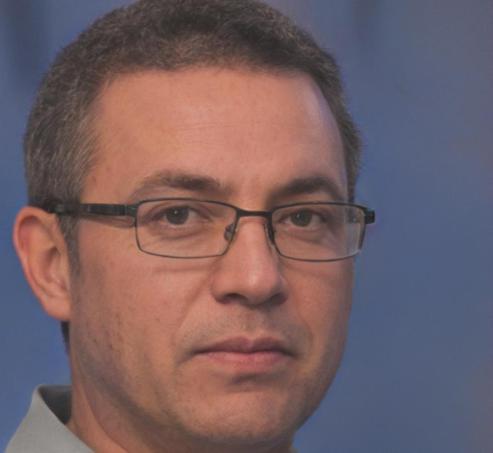 Portrait of Marcus Wellington, senior investment reporting specialist